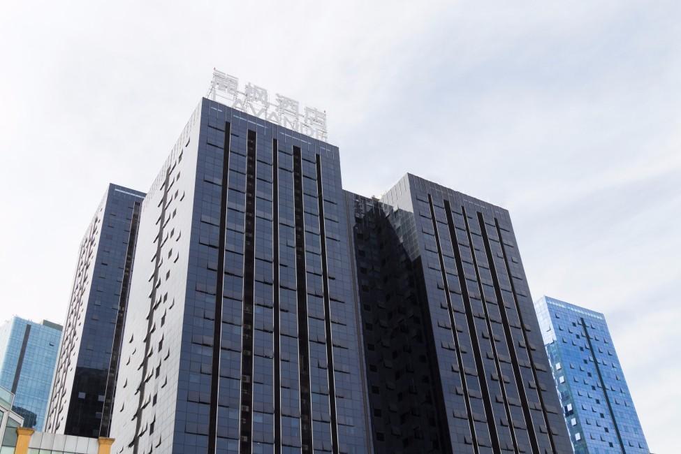 Lavande Hotel Luzhou Jiale Century City Zewnętrze zdjęcie
